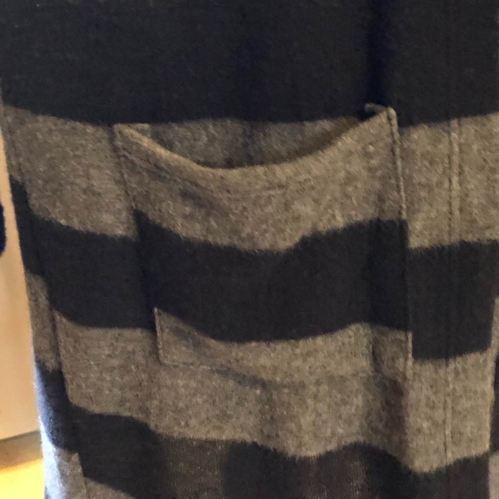 Cardigan - Picture 3 of 5